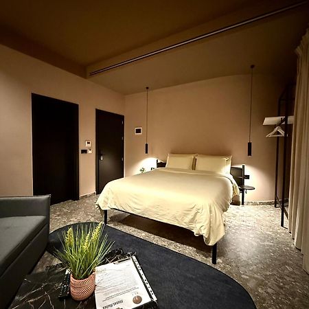 Rex Hotel Boutique 地拉那 外观 照片