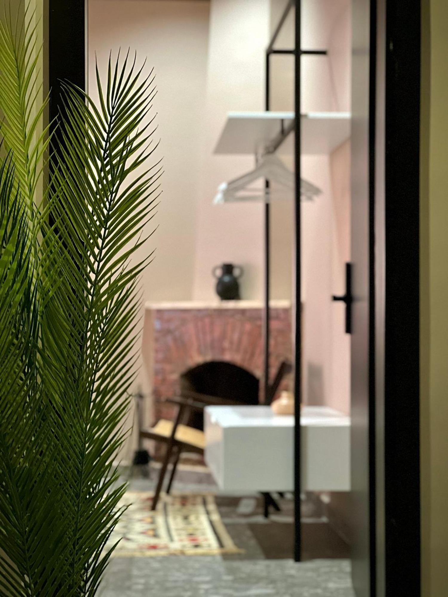 Rex Hotel Boutique 地拉那 外观 照片